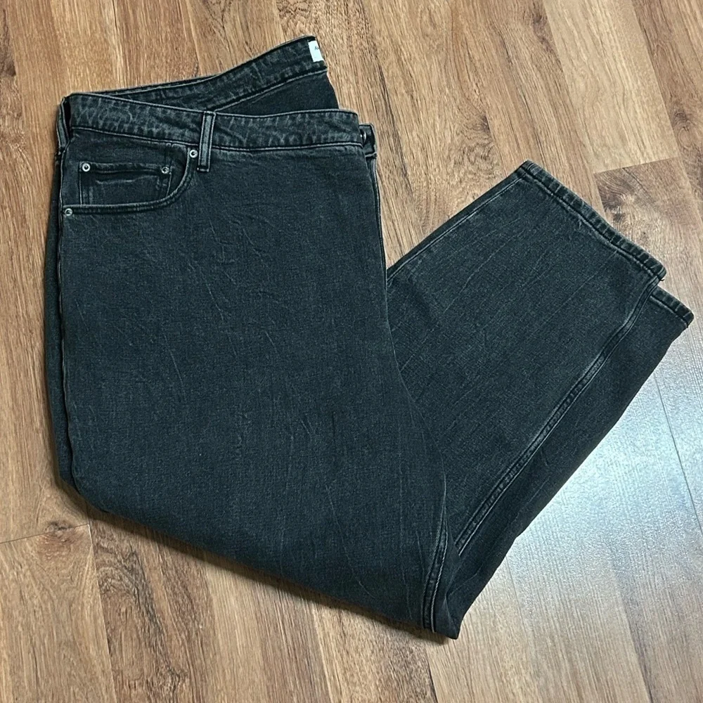 Abercrombie & Fitch Curve Love High Rise Mom Jean 37/ 24 US